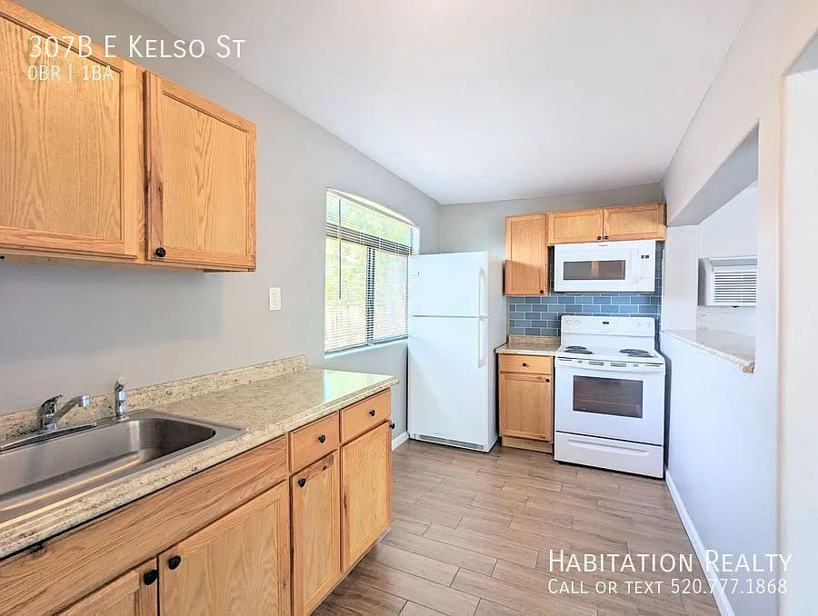 307B E Kelso St