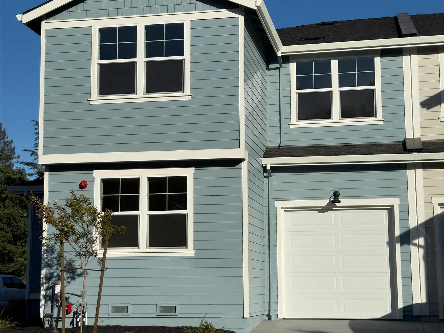 4 bed, 1750 sqft, $3,950 — Photo 3