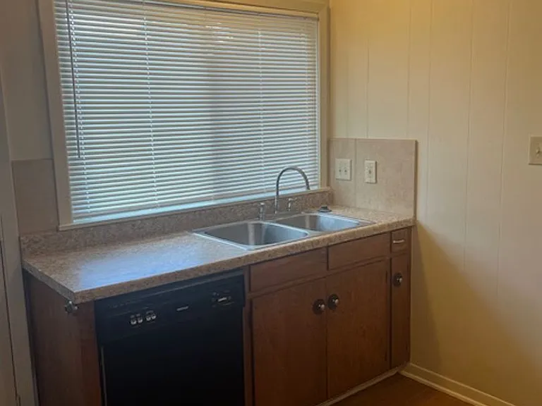 812 Ranch Rd — Photo 8