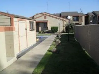 640 Zediker Ave #640 — Photo 3