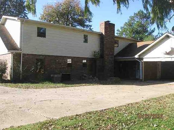2nd image of 1112 W Hardin St