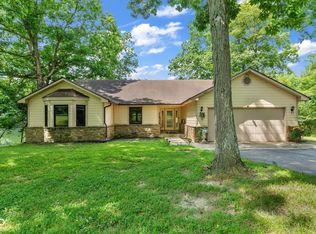 5866 S 50 W, Trafalgar, IN 46181
