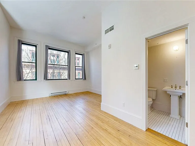 225 Weybosset St #4 — Photo 13