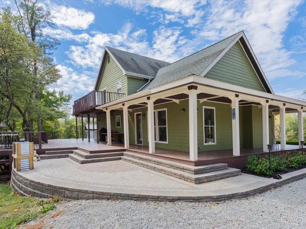 8066 W Prospect Rd, Hillsboro, OH 45133