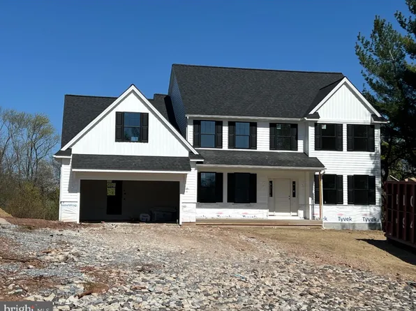 137 E 1st Ave, Collegeville, PA 19426