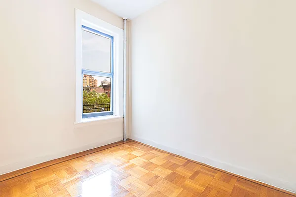 Rented by Bold New York | media 16