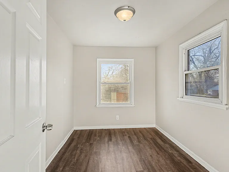 1711 Nemnich Ave — Photo 6