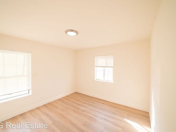 5th image of 22830 Alice St #22832