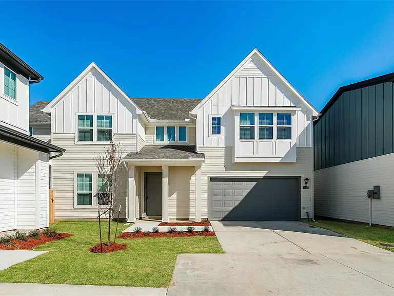 22708 Terrazzo Dr — Photo 1
