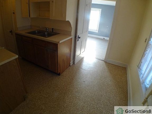 2nd image of 136 N Main St #3