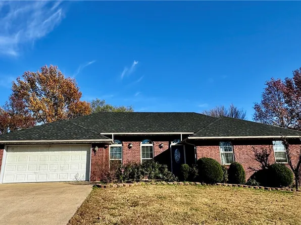 1109 Mockingbird Ln, Siloam Springs, AR 72761
