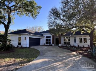 2779 Pebble Beach Dr, Navarre, FL 32566