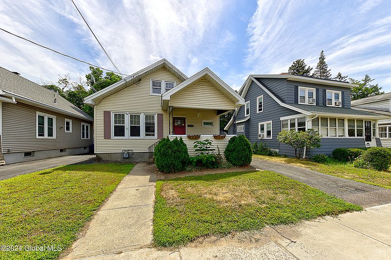 2nd image of 113 Eileen Street