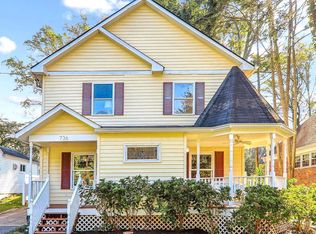 736 Carr Ave, Rockville, MD 20850