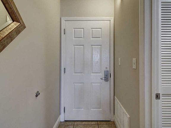 4th image of 112 Seascape Dr Unit 1304