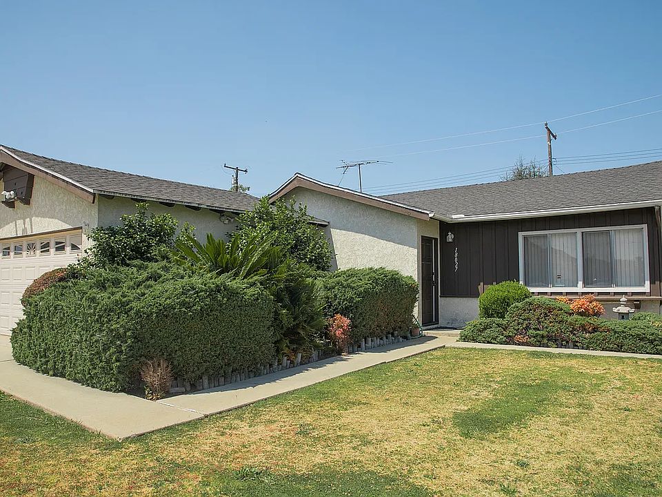 1st image of 18027 Saint Andrews Pl