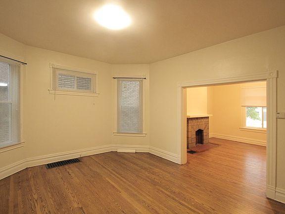 5th image of 421 Kelly Ave #1