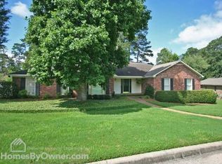 9 Treetop Ct, Columbus, GA 31909