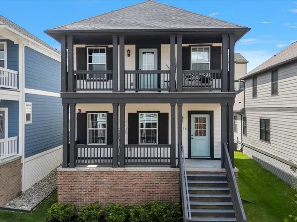 3878 Andover Ave, Auburn Hills, MI 48326