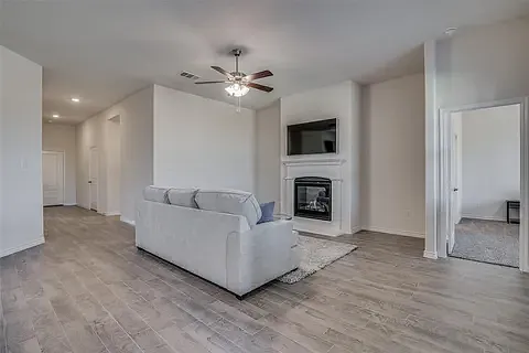10423 Fountain Gate St — Photo 15