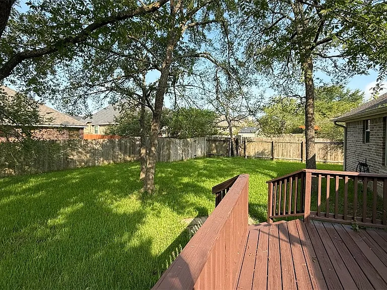 2350 Kendal Green Cir — Photo 27
