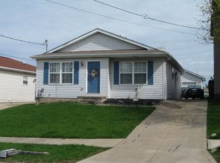 410 Orchardview Rd, Seven Hills, OH 44131