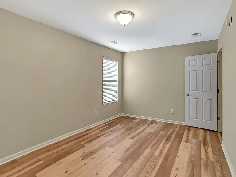 1313 Merchant Ct — Photo 23