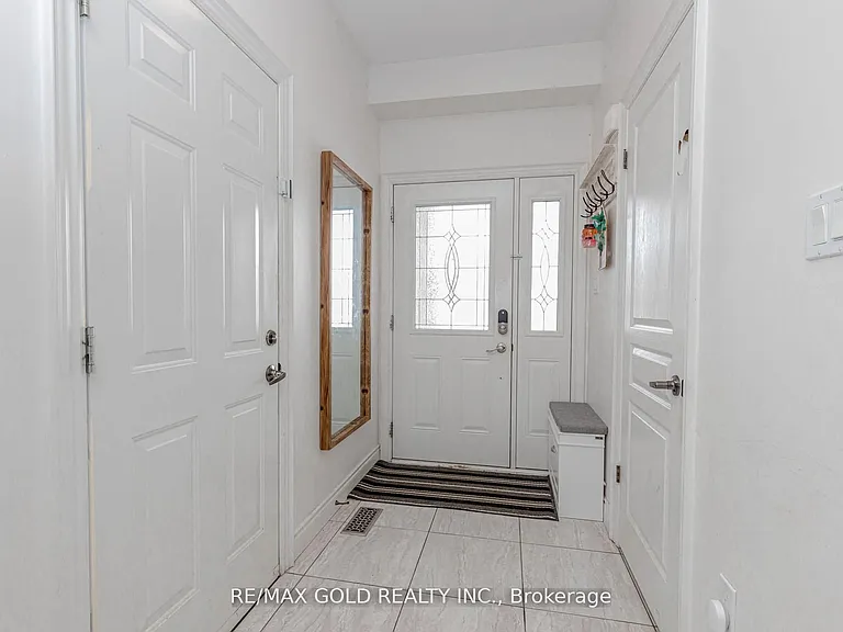 240 Birkinshaw Rd — Photo 6