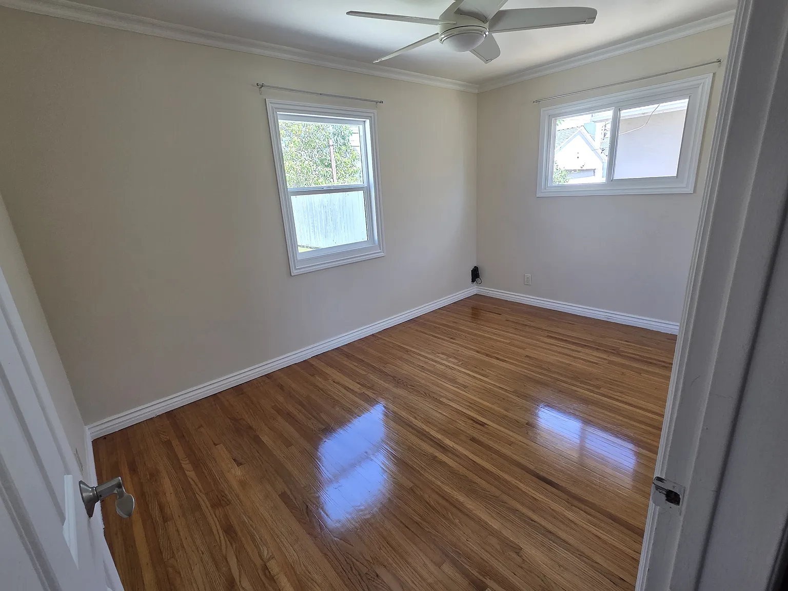 3 bed, 1140 sqft, $5,000 — Photo 3