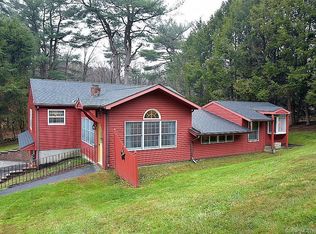 27 Route 169, Woodstock, CT 06281