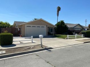 32 Vista Ln, Hollister, CA