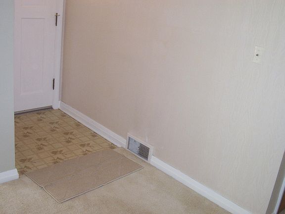 2nd image of 10204 Starlight Way