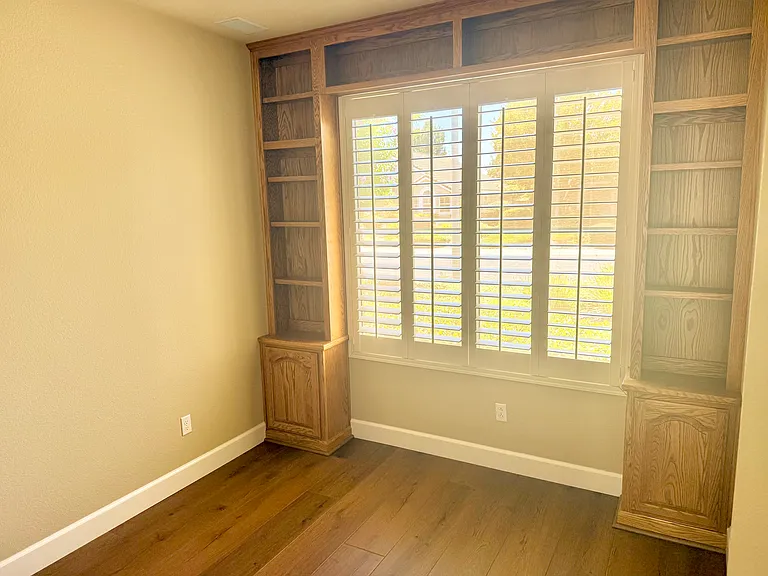 6072 Buckskin Ln — Photo 3