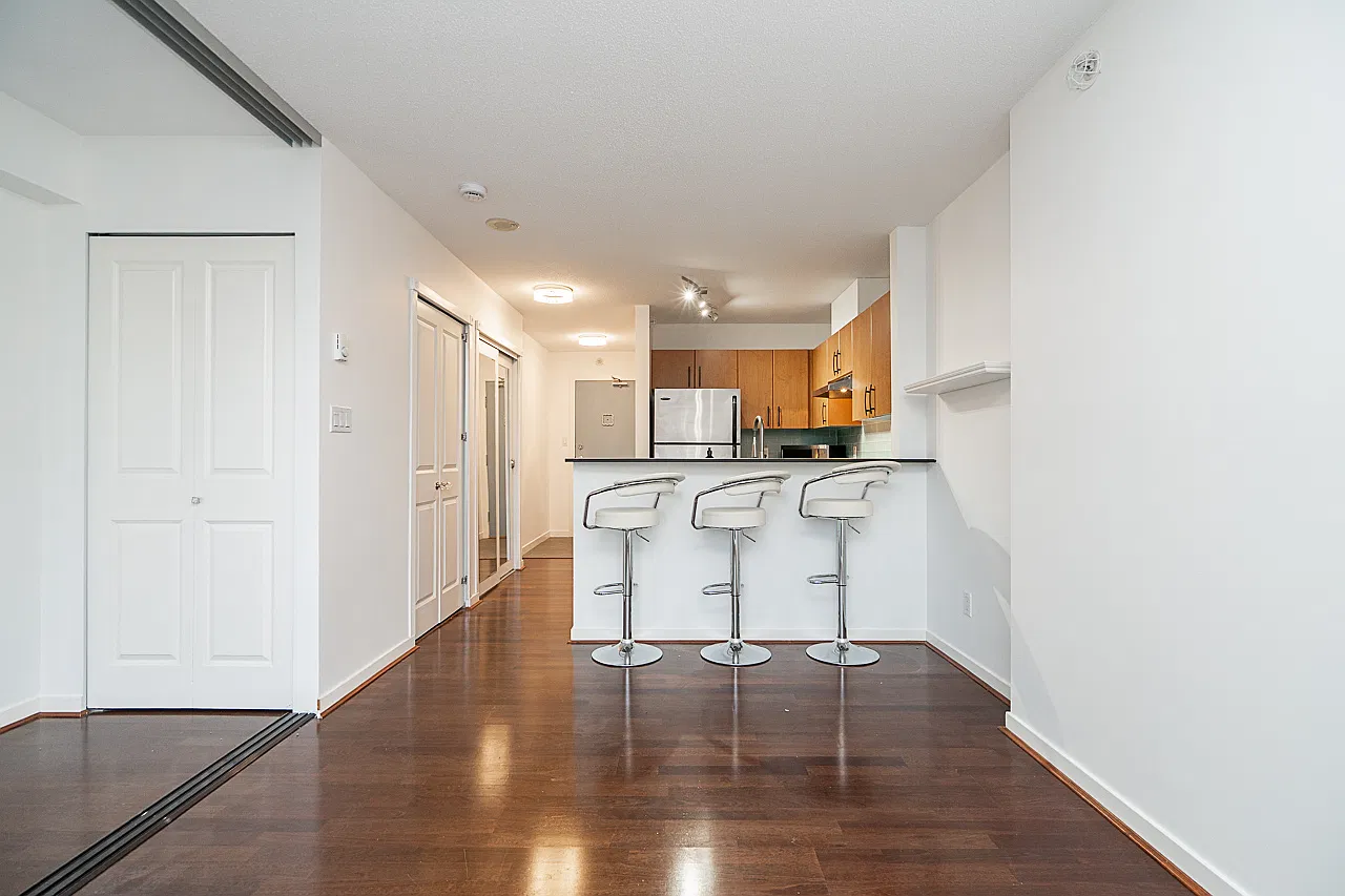 1 bed, 470 sqft, $2,395 — Photo 3