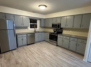 276 Old Loudon Rd APT 15B, Latham, NY 12110