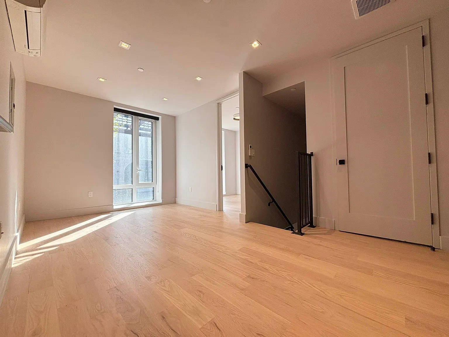 193 Greenpoint Avenue — Photo 2