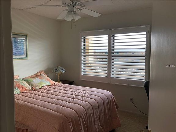 3rd image of 5090 Bay St NE APT 320