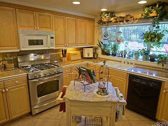 3rd image of 6309 Sugar Pines Cir