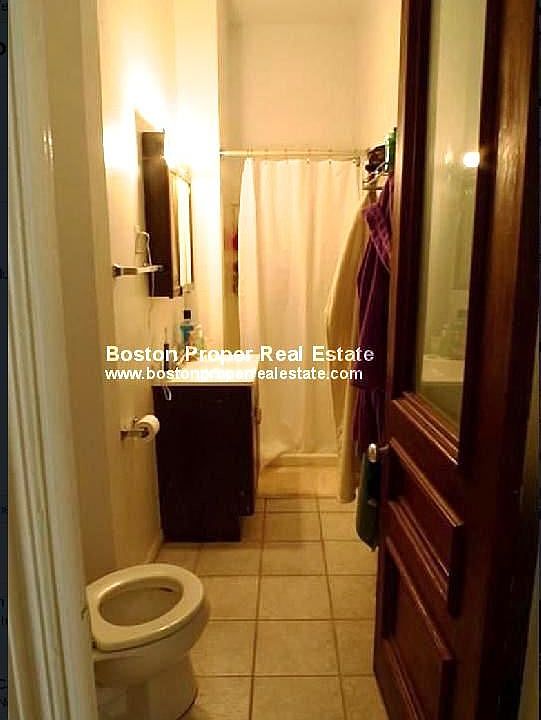 429 Beacon St. #2 Boston - Back Bay Unit Photo 9