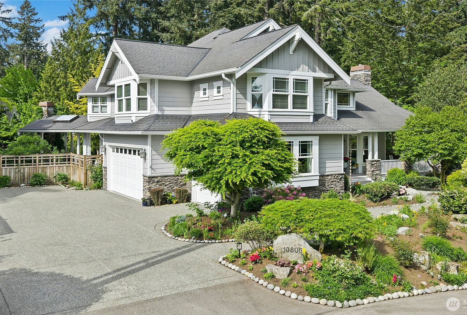 Summer　SALE　④ 10806 SE 16th Street, Bellevue, WA 98004 | MLS #2488182 | Zillow
