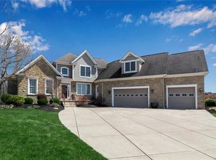 6239 Willow Run Ct, East Amherst, NY 14051