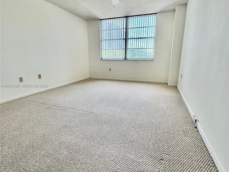 2801 NE 183rd St #405W — Photo 13