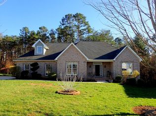 194 Riley Dr, Taylorsville, NC 28681