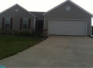 370 Meadow Knoll Ct, Johnstown, OH