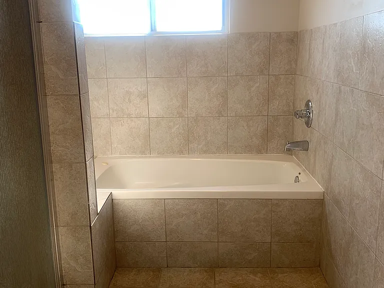 5040 S Michigan Ave #2 — Photo 13