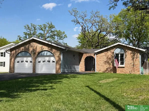 515 Bellevue Blvd N, Bellevue, NE 68005
