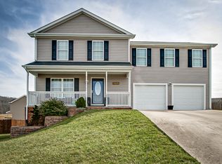 105 Yellow Sorrell Dr, Bluff City, TN 37618