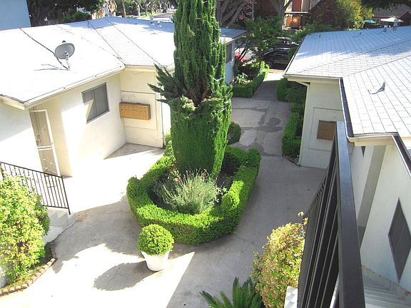 4th image of 4430 Overland Ave #4006
