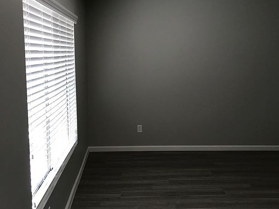 5th image of 4781 Seminole Dr APT 5
