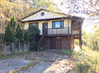 18 Sprout Ln, Harts, WV 25524